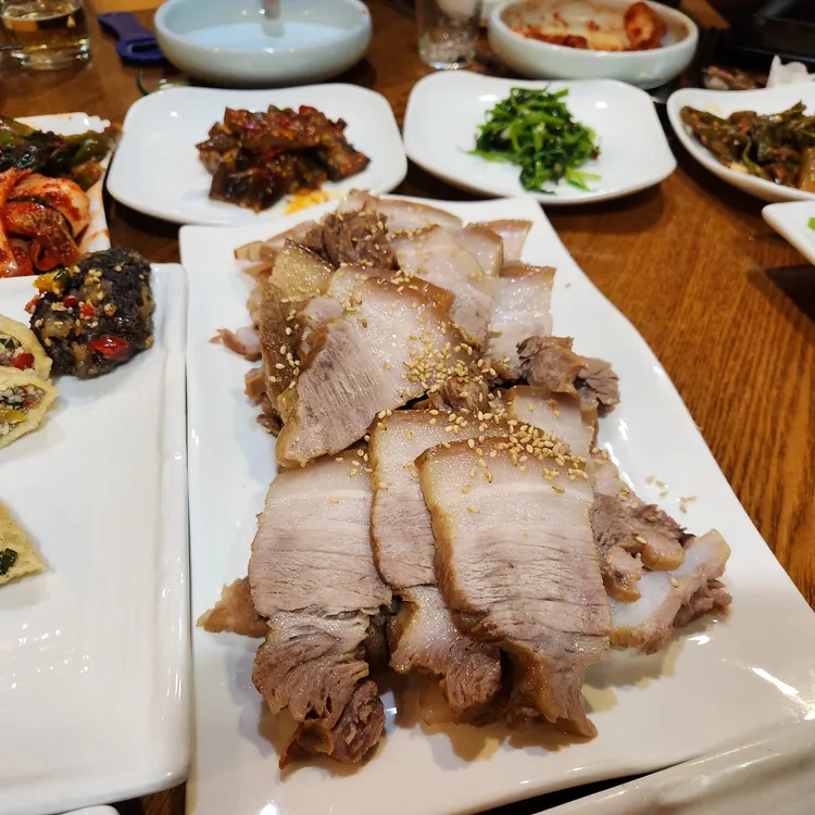 대찬식당 - 왕십리 김치찌개, 제육볶음 맛집 | 다이닝코드, 빅데이터 맛집검색