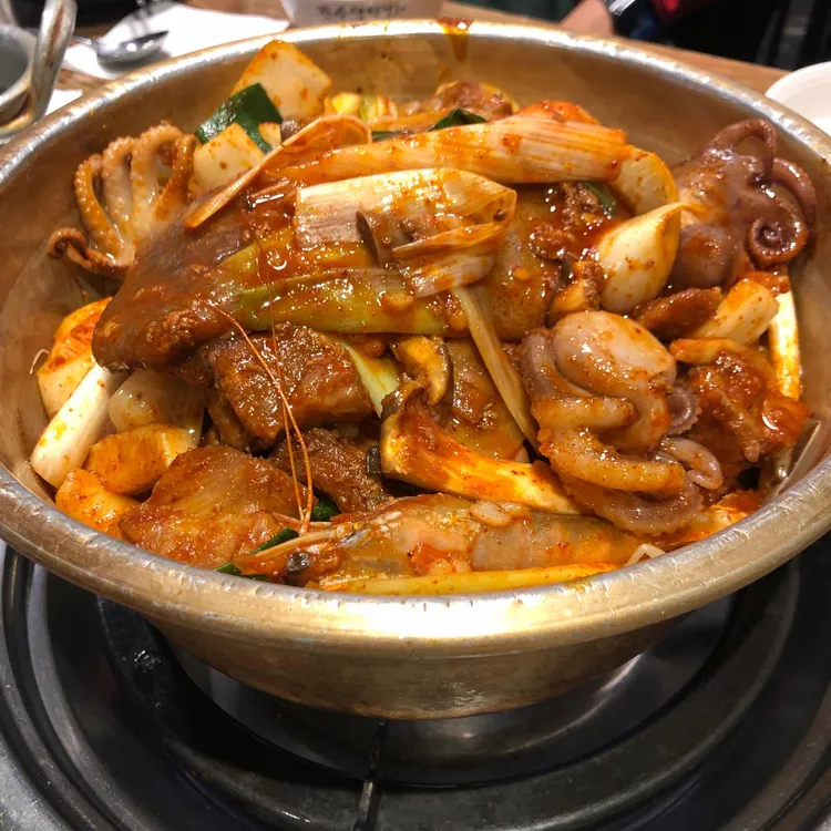 돼지먹기 - 숙대 갈비찜, 매운갈비찜 맛집 | 다이닝코드, 빅데이터 맛집검색