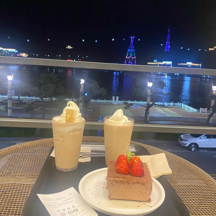 낭만여수딸기모찌 벽화마을고소점 - 여수 탕후루, 딸기모찌 맛집 | 다이닝코드, 빅데이터 맛집검색