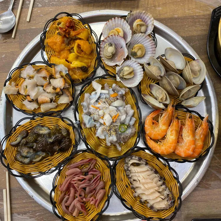 이화장횟집 - 대변항 꼼장어, 해산물 맛집 | 다이닝코드, 빅데이터 맛집검색