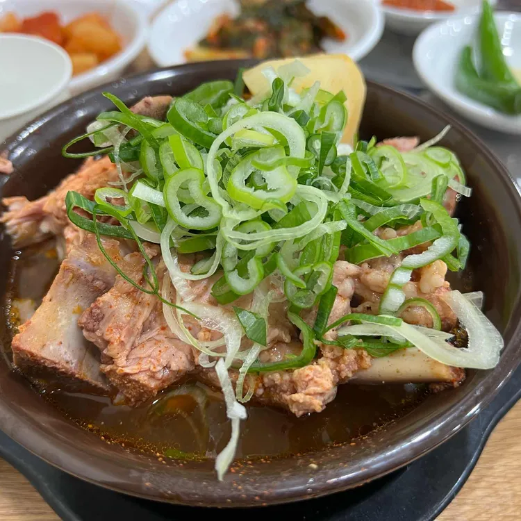 강가 - 충무로역 감자탕, 뼈해장국 맛집 | 다이닝코드, 빅데이터 맛집검색