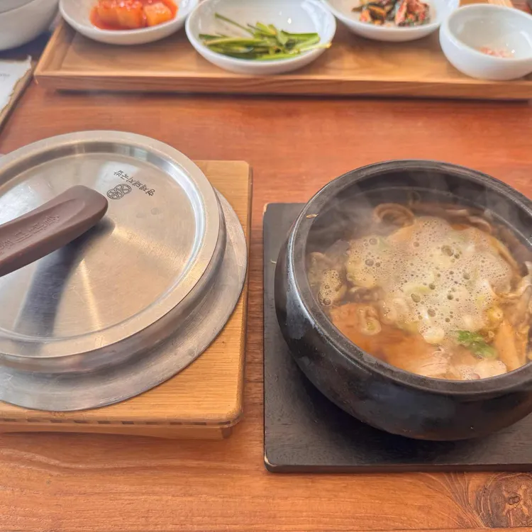 삼거리돼지국밥 - 부산 돼지국밥, 국밥 맛집 | 다이닝코드, 빅데이터 맛집검색