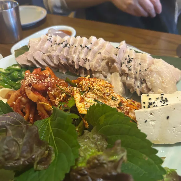복덕방내추럴막걸리집 - 망원동 막걸리, 육회 맛집 | 다이닝코드, 빅데이터 맛집검색