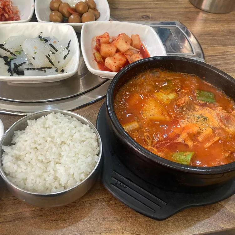 대성닭한마리 - 충무로 닭한마리, 닭도리탕 맛집 | 다이닝코드, 빅데이터 맛집검색