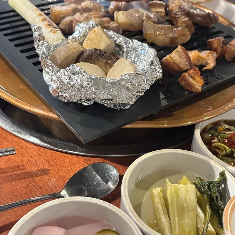 왕삼돈 - 양재역 삼겹살, 고기집 맛집 | 다이닝코드, 빅데이터 맛집검색