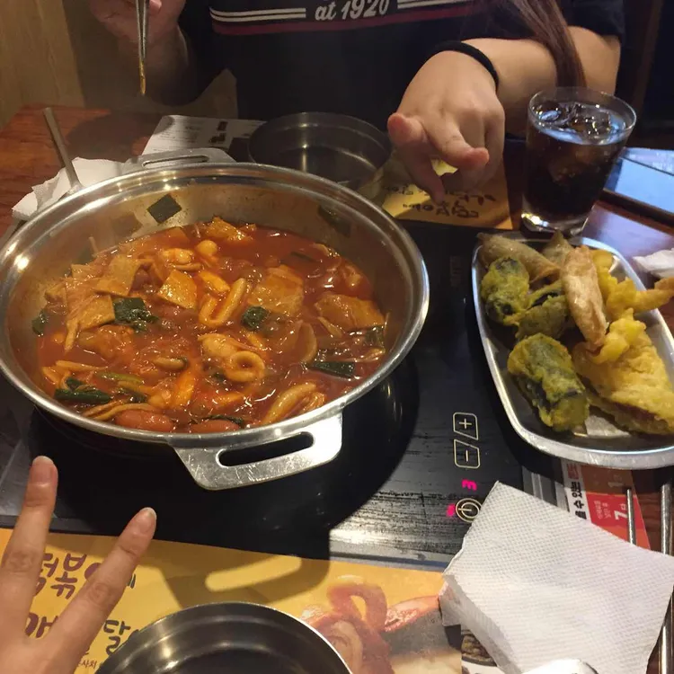 두끼떡볶이 대표 사진
