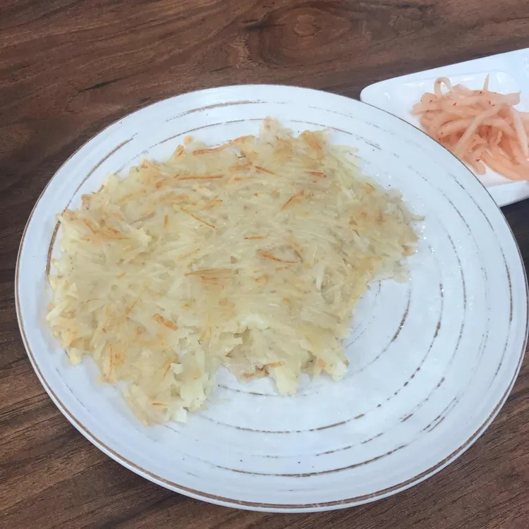 서촌돌솥 대표 사진