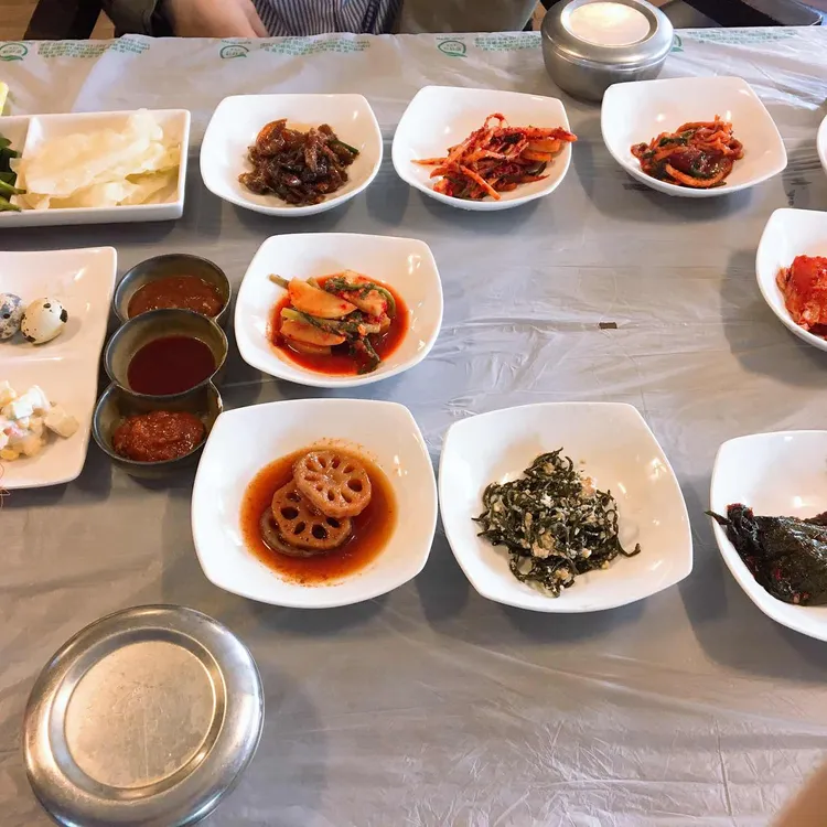 메뚜기집밥 대표 사진