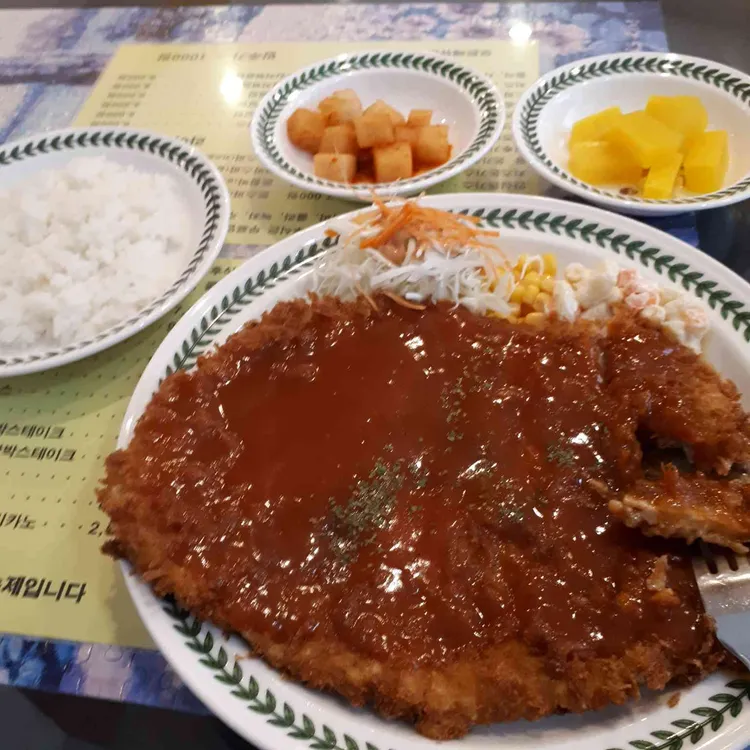 돈까스천국 대표 사진
