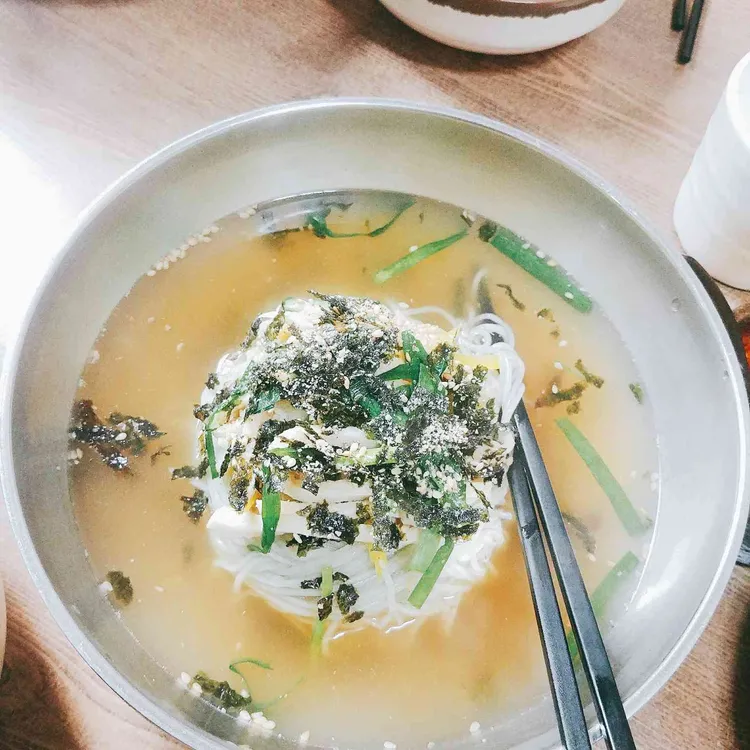 장인촌국수 대표 사진