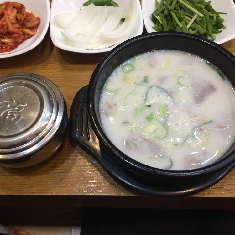 돈수백 대표 사진