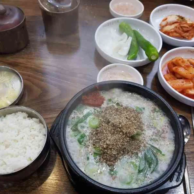 소문난 삼부자 순대국 대표 사진