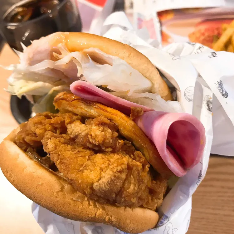 맘스터치 대표 사진