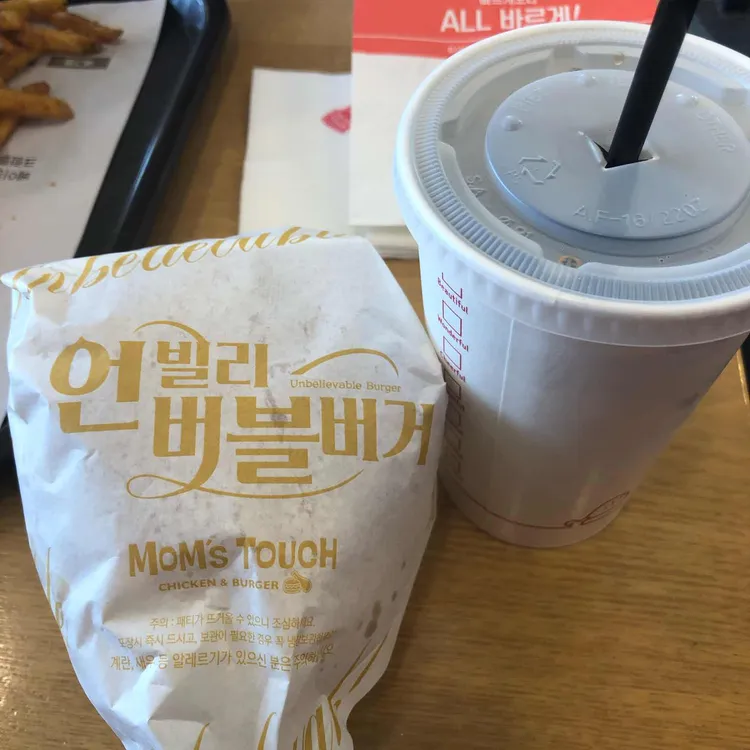 맘스터치 제천장락점 - 제천 버거, 치킨 맛집 | 다이닝코드, 빅데이터 맛집검색