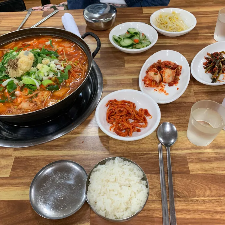 등나무 대표 사진