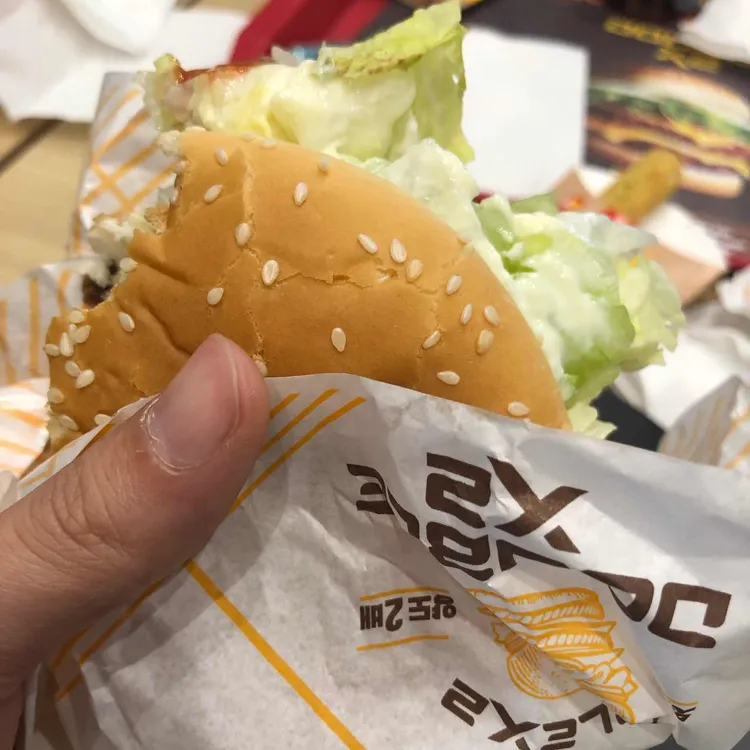 롯데리아 대표 사진
