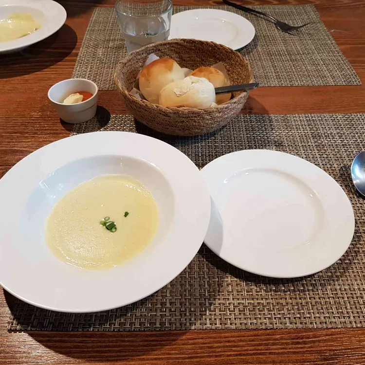 헤븐 대표 사진