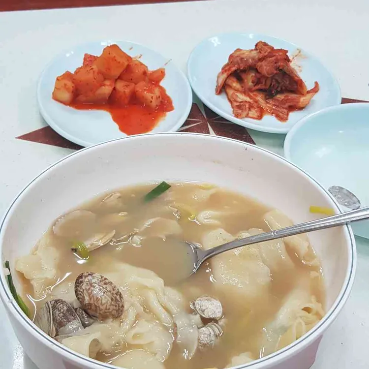 삼성손칼국수 대표 사진