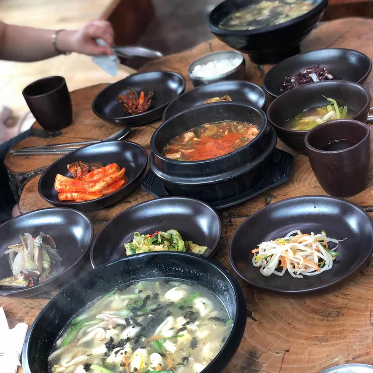 하늘아래 첫 집 대표 사진