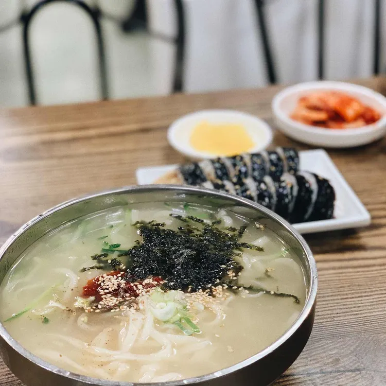 마당 손칼국수 대표 사진
