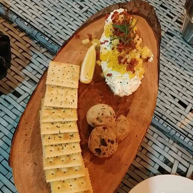 어나더 데이 대표 사진