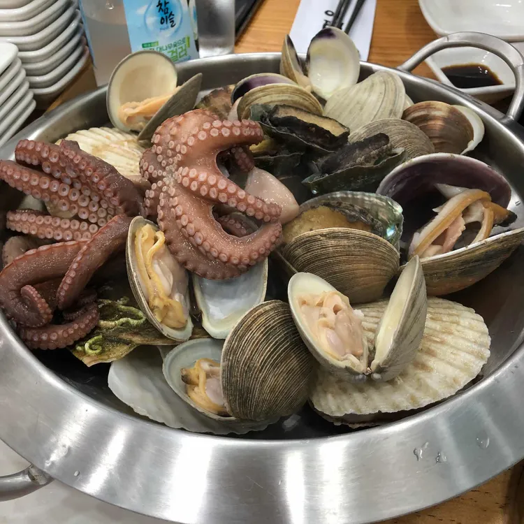 수정면옥 - 울진 해물샤브샤브, 냉면 맛집 | 다이닝코드, 빅데이터 맛집검색