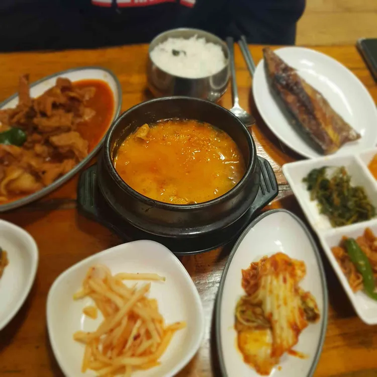 뚝배기집 대표 사진