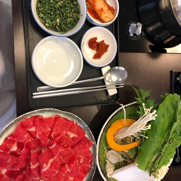압구정샤브샤브 대표 사진