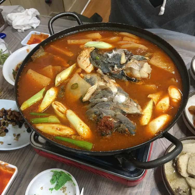 돌고래 철따라맛따라 대표 사진