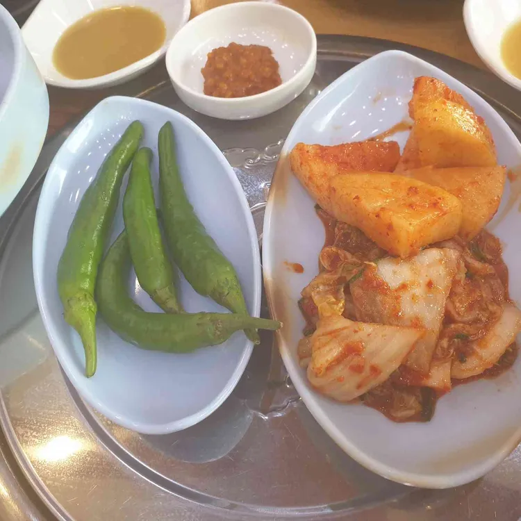 청기와 뼈해장국 대표 사진