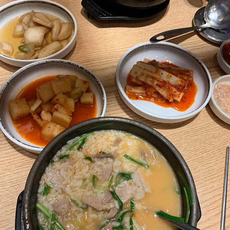 국민돼지국밥 대표 사진