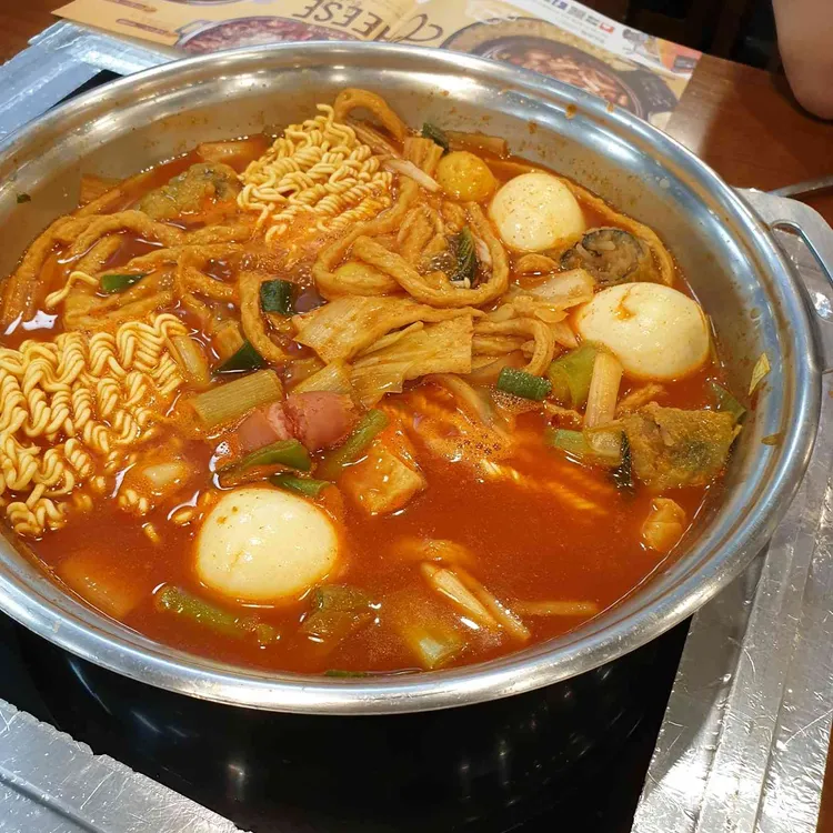 두끼떡볶이 대표 사진