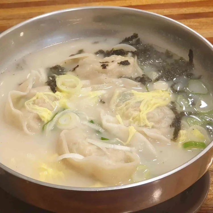 명동만두 대표 사진