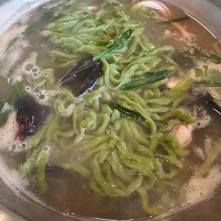 홍굴이 부추손칼국수 대표 사진