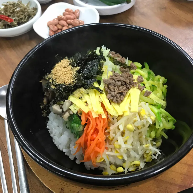 다래칼국수 대표 사진