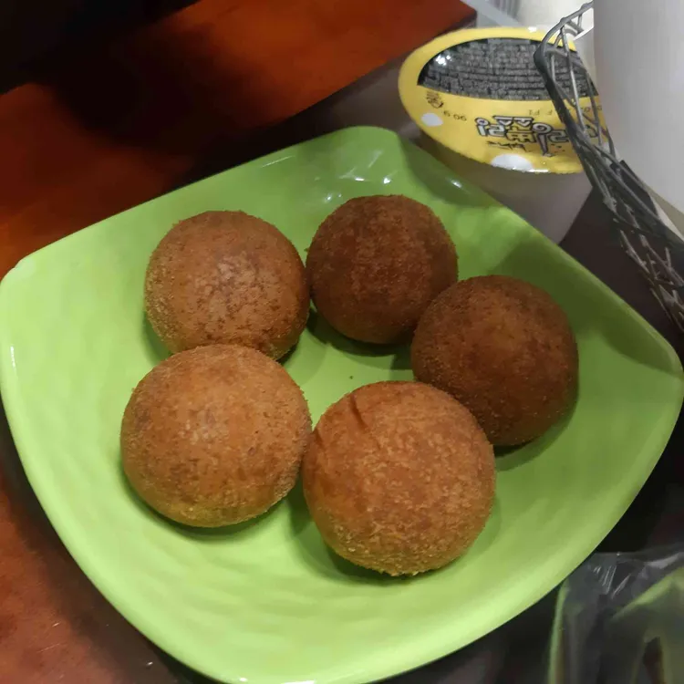 BHC 치킨 대표 사진