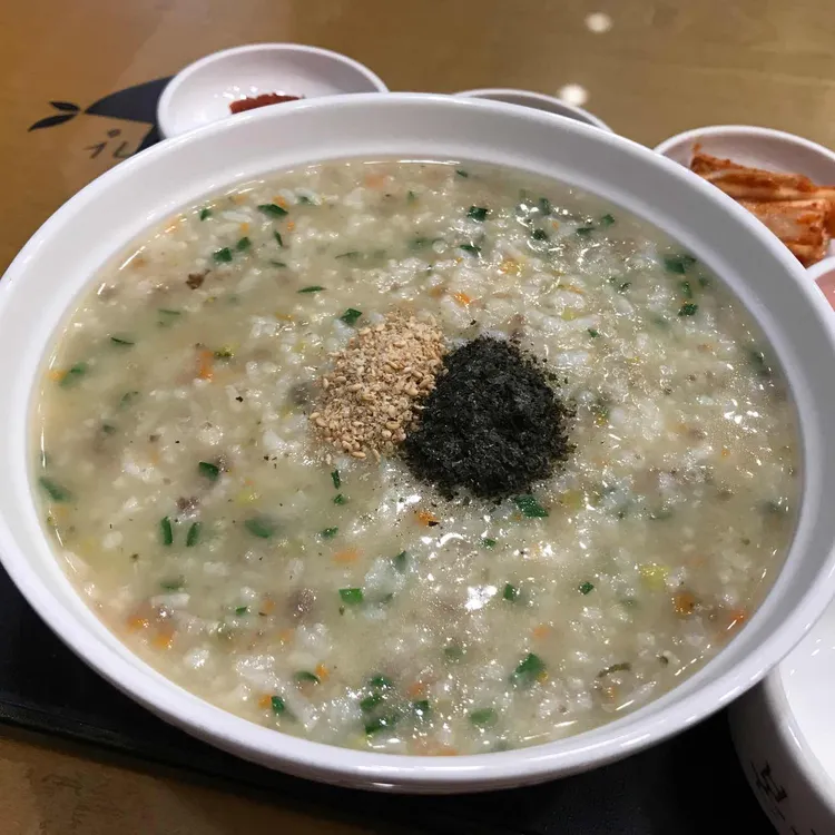 본 죽&비빔밥 봉천역점 대표 사진
