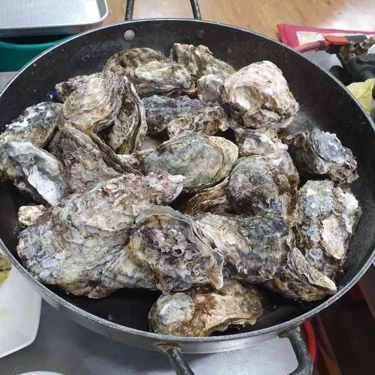 원조 거제 굴구이 대표 사진