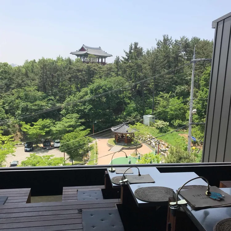 빈티큐어라운드 대표 사진