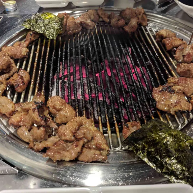 참숯오도독 뒷고기 대표 사진