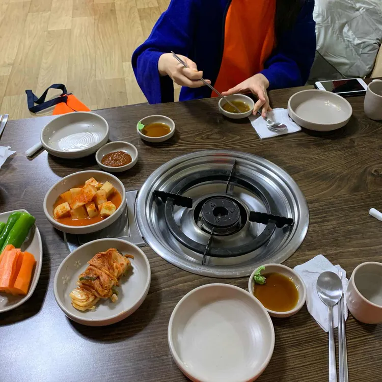 따따부따 감자탕 대표 사진