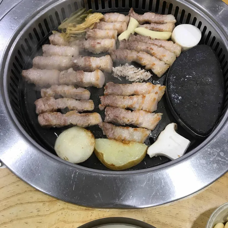 맛찬들왕소금구이 대표 사진
