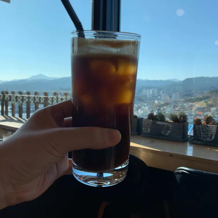 cafe sea & see 대표 사진