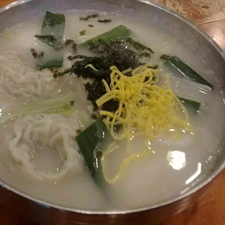 이화수전통육개장 대표 사진