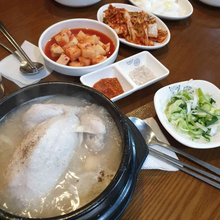 동서울영계백숙 대표 사진
