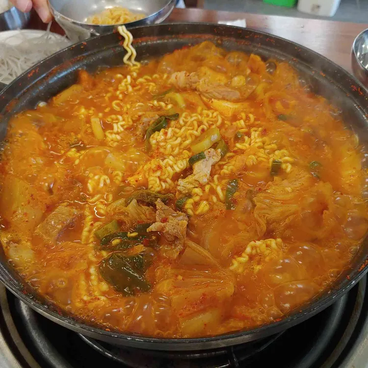 토속김치찌개 대표 사진