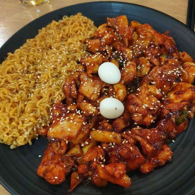 꼬꼬아찌 숯불치킨 대표 사진