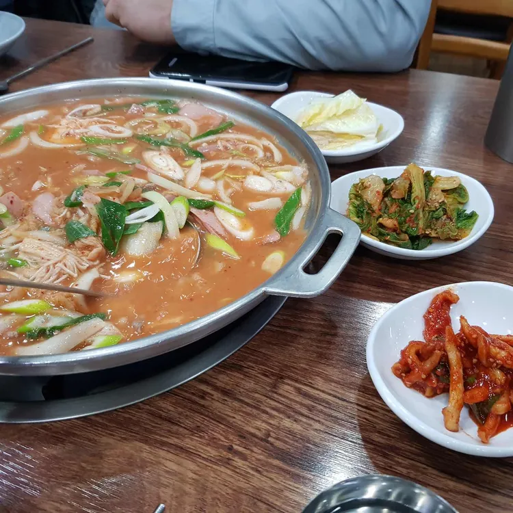 예손부대찌개&생선구이 대표 사진