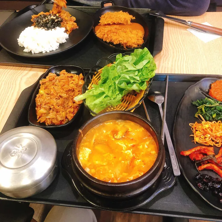 서민불백 대표 사진