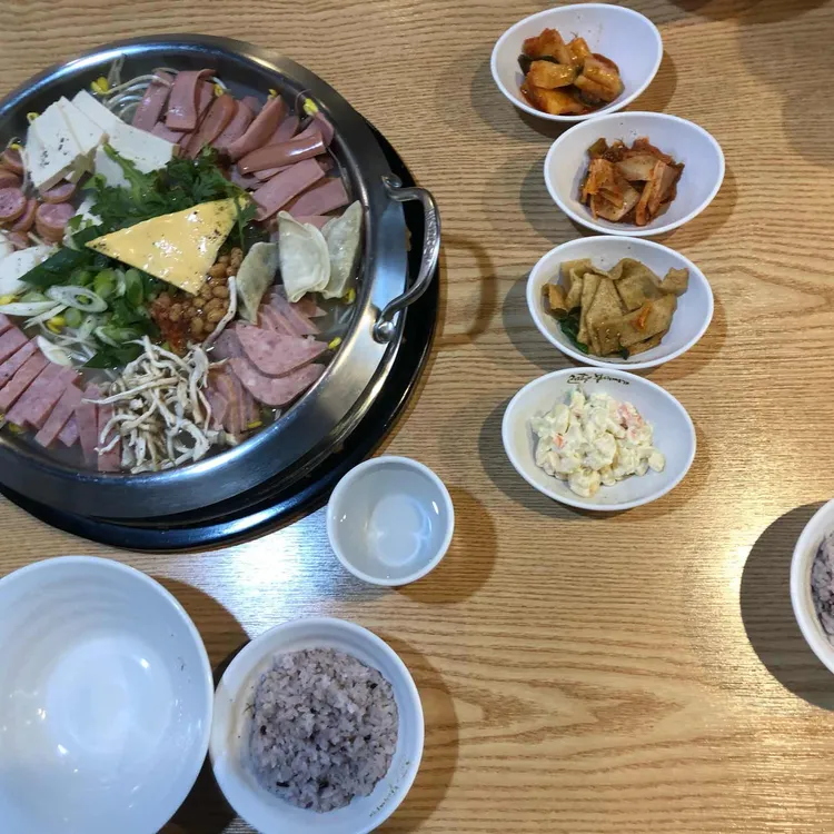 쉐프의부대찌개 대표 사진